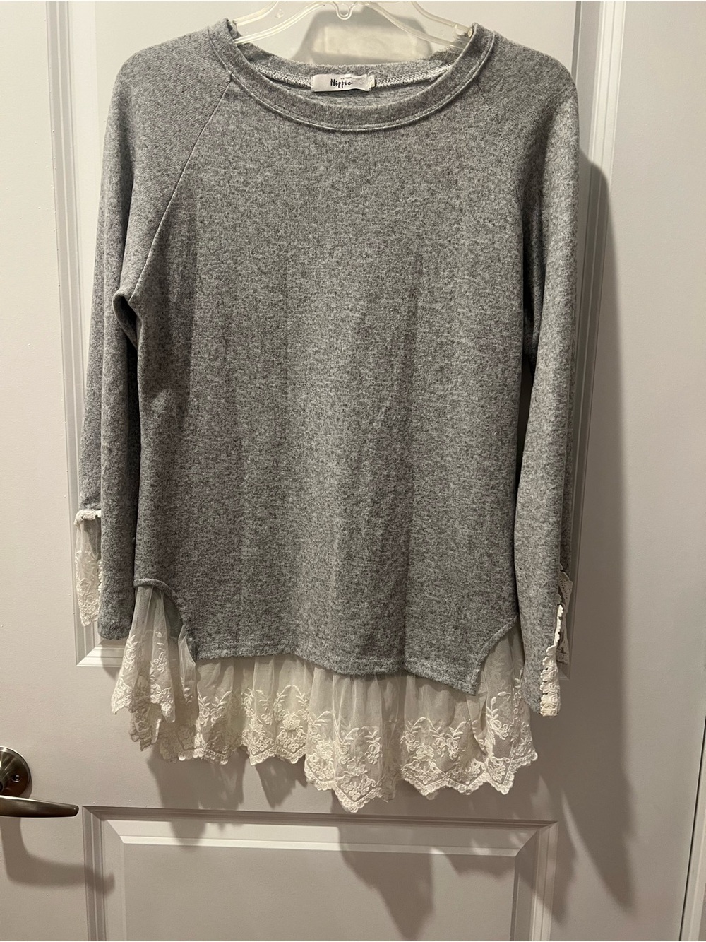 Grey Lace-Hem Pullover Sweatshirt
